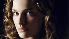 Natalie Portman woman