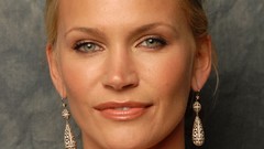 Natasha Henstridge earrings