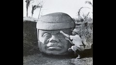 National geographic grayscale tolteca