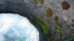 Nature ocean canyon rocks boiling