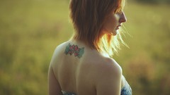 Nature Trees grass sun eyes woman dress back Arms faces 