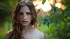 Nature woman brunettes