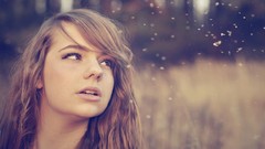 Nature woman brunettes