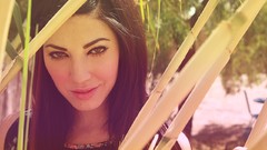 Nature woman brunettes