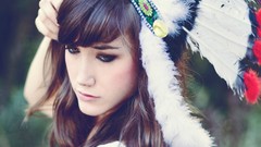 Nature woman makeup hats Indiana long hair blue eyes brunettes