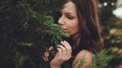 Nature woman vampire brunettes