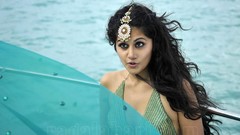 Navel bikini tapsee pannu