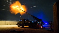 Night War round light Guns France flash Army wheels fight 