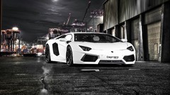 Night white Lamborghini-Aventador