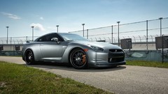 Nissan GT-R R35 cars