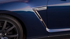 Nissan GT-R R35 Fender