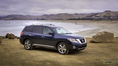 Nissan Pathfinder Nissan Pathfinder 2012