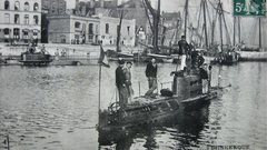 Old submarine French World