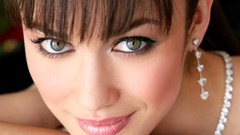 Olga faces Women kurylenko