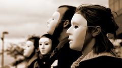 One mine high This Resolution masques