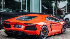 Orange Lamborghini aventador Lamborghini-Aventador