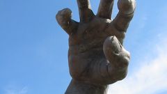 Palm hands sculptures statues