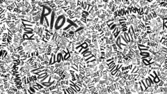 Paramore text wall riots