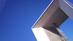 Paris Grande Arche fense