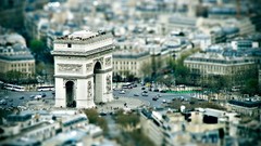 Paris tilt-shift arc de