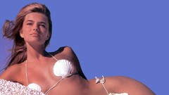 Paulina Porizkova shells