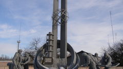 Pbreporting inthis is monument