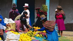 Peru high World chincheros