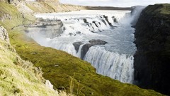 Photographers travel iceland