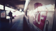 photography depth of field train TGV sncf train station bokeh