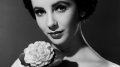 Photography portrait grayscale elizabeth