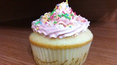 Pink cupcakes sprinkles icing