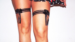 Pinups skirts legs woman