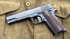 Pistols Guns weapons M1911