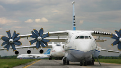 Planes Antonov An-225 ukrainian