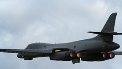 Planes B1 Lancer