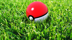 Pokemon Poke Balls grass