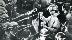 Police protest hippie