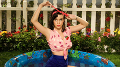 Pools Sport katy perry