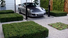 Porsche cars ride