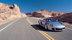 Porsche cars roads side