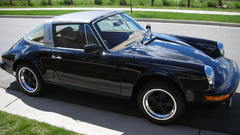 Porsche cars side view