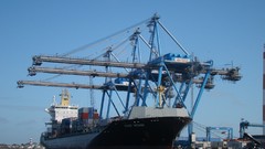 Port Containers maersk line container ships