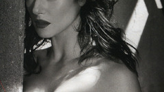 Rachel weisz grayscale