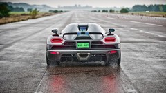 Rain cars Koenigsegg back view vehicles brakes koenigsegg agera