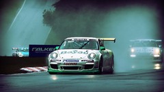 Rain mist racing porsche 911 gt3 Rene Rast