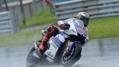 Rain Yamaha grand prix moto gp motorbikes Jorge Lorenzo Yamaha 