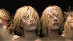 Rebecca Romijn multiscreen