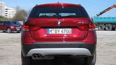 Red cars BMW X1