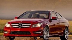 Red cars Mercedes-Benz Coupé