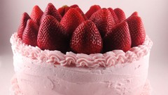 Red strawberries fruits cakes desserts icing